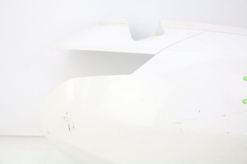 photo de PRAWY TYLNY BOK PEUGEOT E-VIVACITY 1 (2012 - 2018) - Zbliżenie komponentów