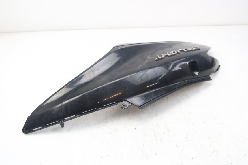 photo de PRAWY TYLNY BOK YAMAHA D'ELIGHT DELIGHT 125 (2017 - 2020) - Stan powierzchni