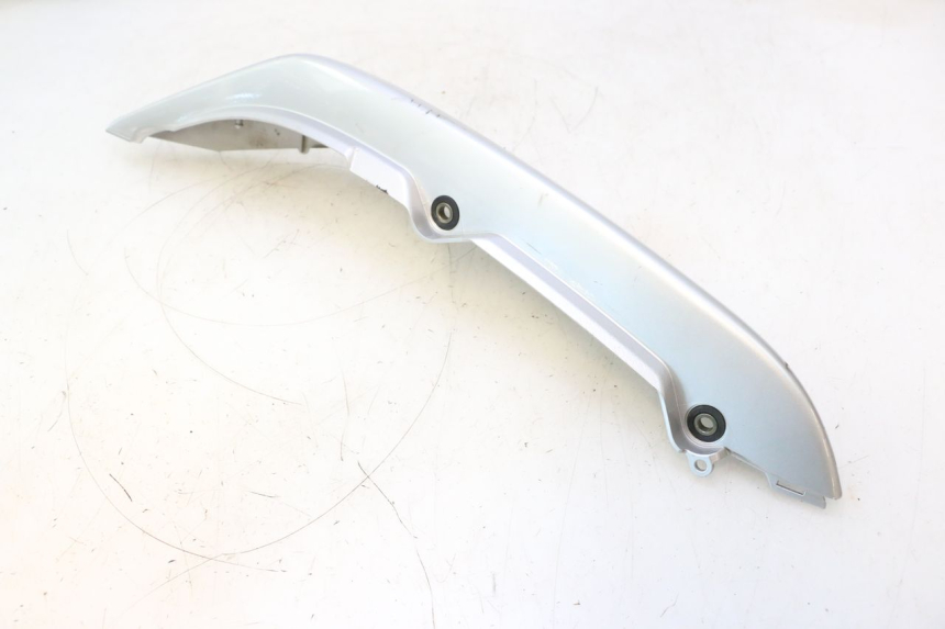 photo de PRAWY TYLNY BOK KAWASAKI ER-6 ER6 N 650 (2005 - 2009) - Zbliżenie techniczne