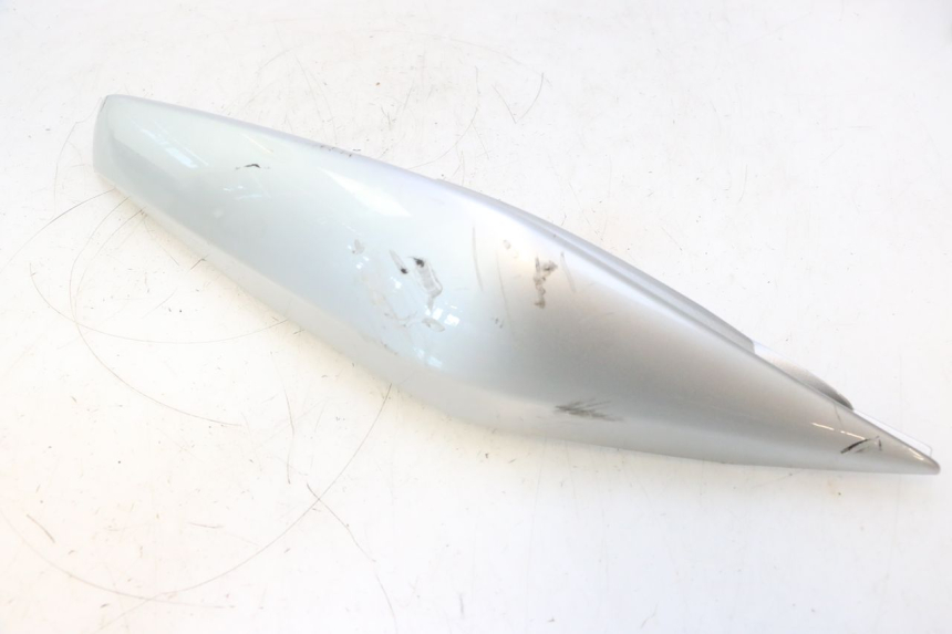 photo de PRAWY TYLNY BOK KAWASAKI ER-6 ER6 N 650 (2005 - 2009) - Punkty mocowania