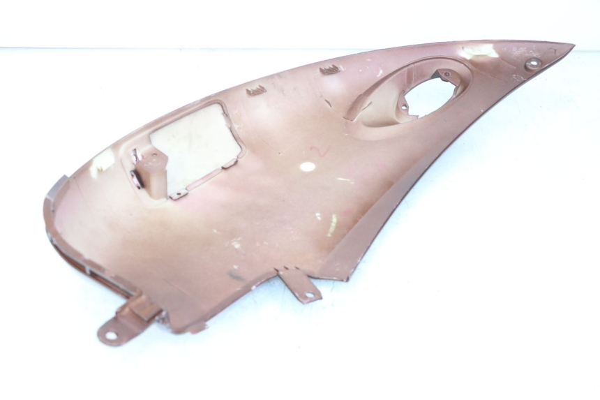 photo de PRAWY TYLNY BOK EUROCKA RETRO 50 (2007 - 2014) - Szczegół części