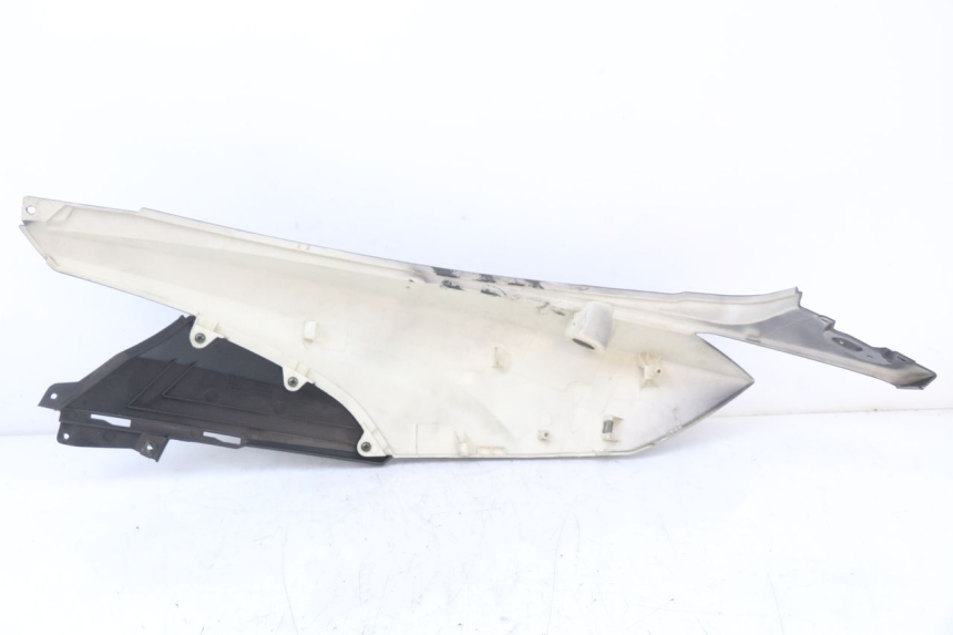 photo de PRAWY TYLNY BOK JM MOTORS EVOLIS 4T 50 (2018 - 2022) - Szczegół części