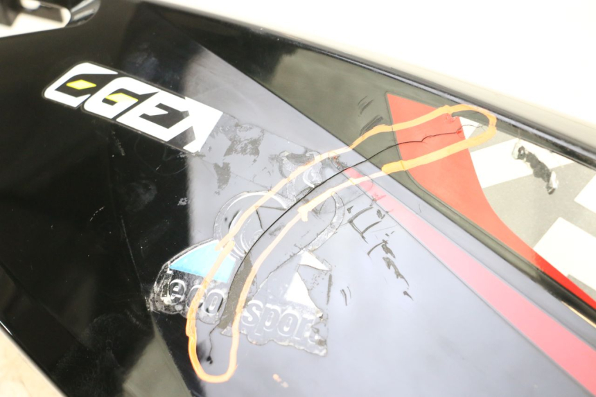 photo de PRAWY TYLNY BOK KEEWAY F-ACT FACT EVO 50 (2020 - 2026) - Szczegół części