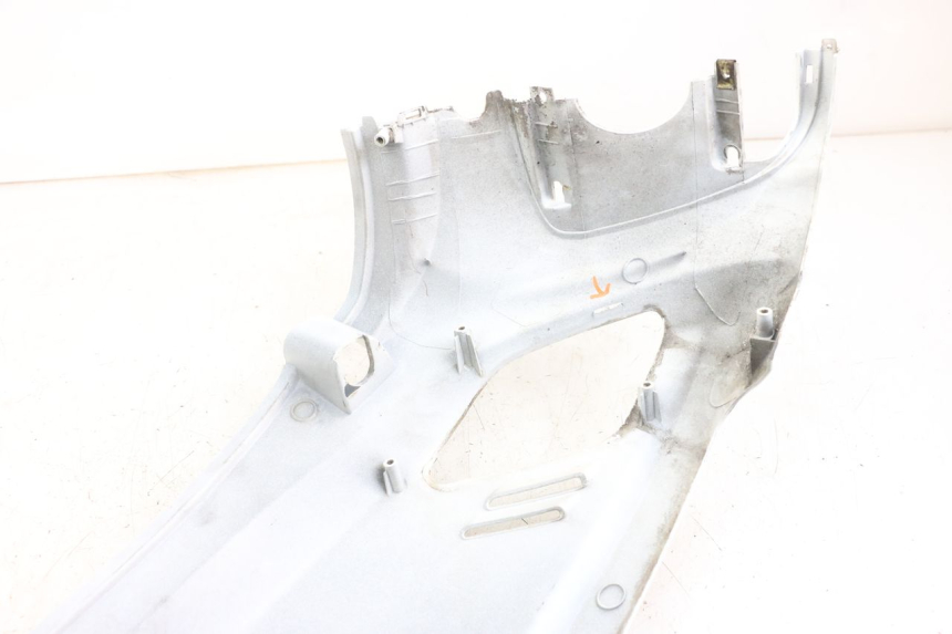 photo de PRAWY TYLNY BOK SYM FIDDLE 2 50 (2008 - 2013) - Punkty mocowania