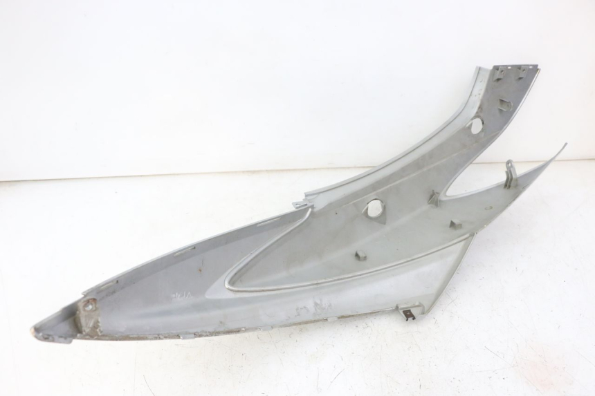 photo de PRAWY TYLNY BOK MBK FLAME X 125 (2007 - 2016) - Punkty mocowania