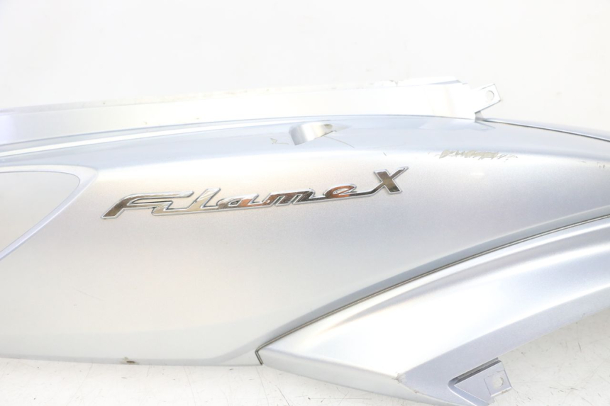 photo de PRAWY TYLNY BOK MBK FLAME X 125 (2007 - 2016) - Zdjęcie dodatkowe