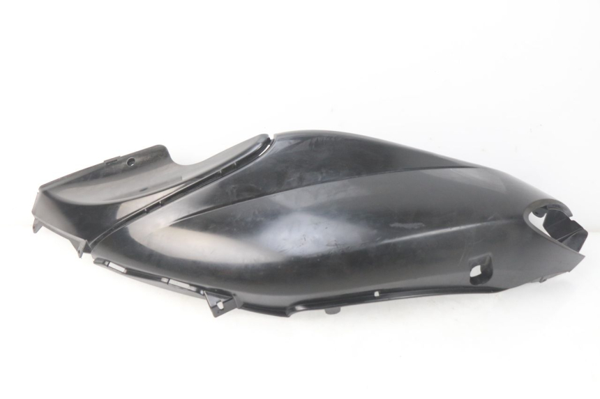 photo de PRAWY TYLNY BOK PIAGGIO FLY 2T 50 (2004 - 2017) - Zoom stanu zużycia