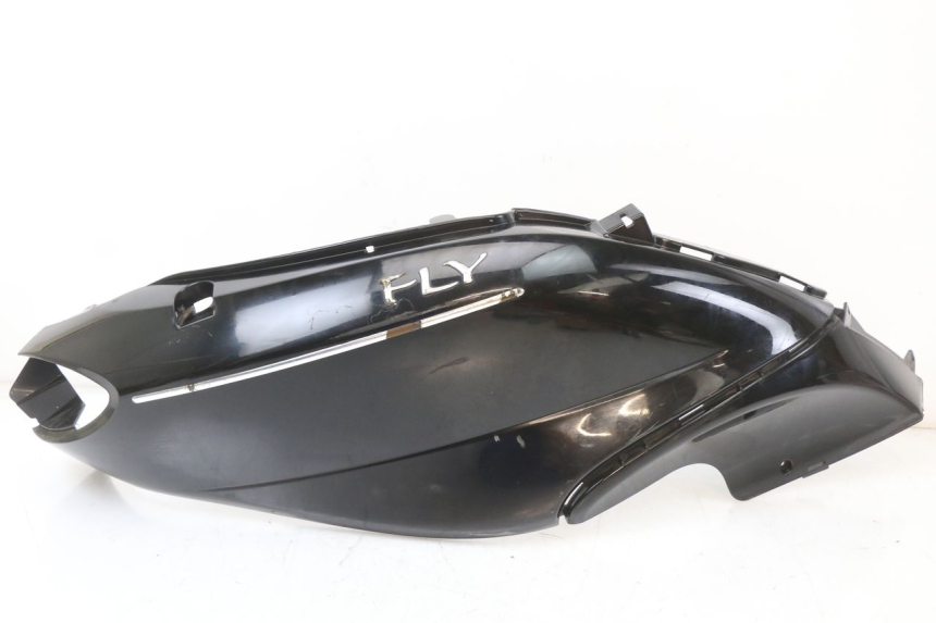 photo de PRAWY TYLNY BOK PIAGGIO FLY 2T 50 (2004 - 2017) - Widok główny