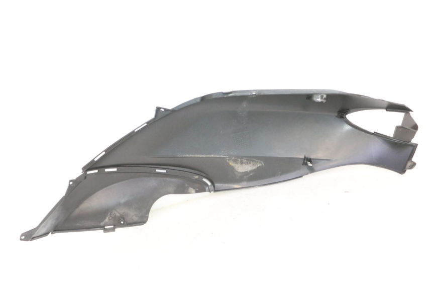 photo de PRAWY TYLNY BOK PIAGGIO FLY 2T 50 (2004 - 2017) - Zbliżenie techniczne