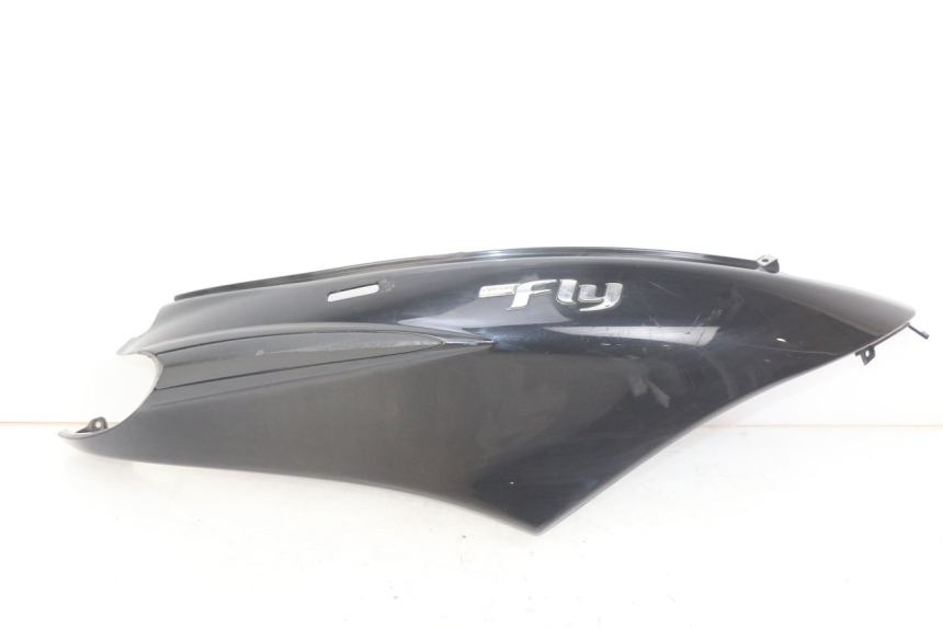 photo de PRAWY TYLNY BOK PIAGGIO FLY 4T 50 (2013 - 2017) - Widok główny