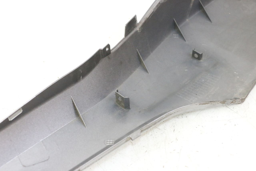 photo de PRAWY TYLNY BOK HONDA FORZA ABS 300 (2013 - 2017) - Widok ogólny