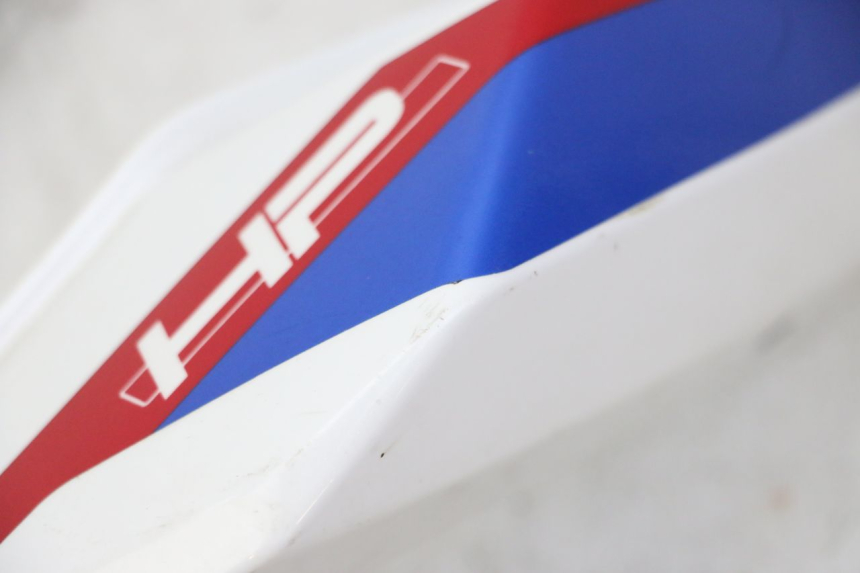 photo de PRAWY TYLNY BOK BMW G310 R 310 (2016 - 2020) - Stan powierzchni