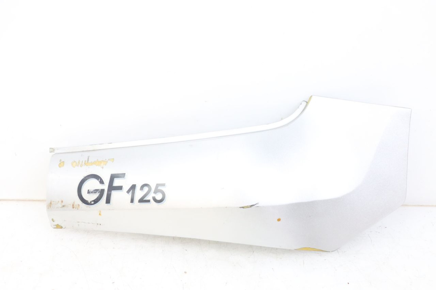 photo de PRAWY TYLNY BOK HYOSUNG GF 125 (2001 - 2005) - Widok główny