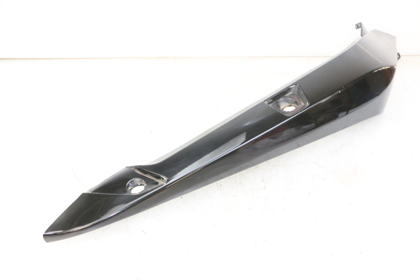 photo de PRAWY TYLNY BOK GILERA NEXUS 300 (2008 - 2013) - Część sprawdzona