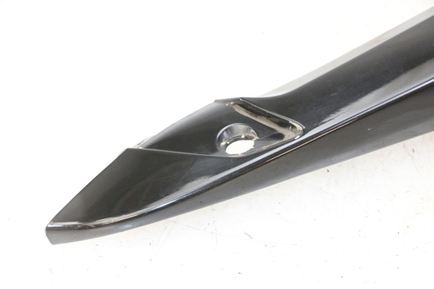 photo de PRAWY TYLNY BOK GILERA NEXUS 300 (2008 - 2013) - Oznaczenia i referencje