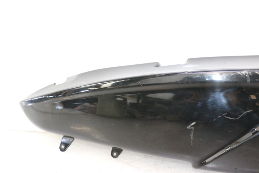 photo de PRAWY TYLNY BOK GILERA GP 800 (2007 - 2013) - Widok ogólny