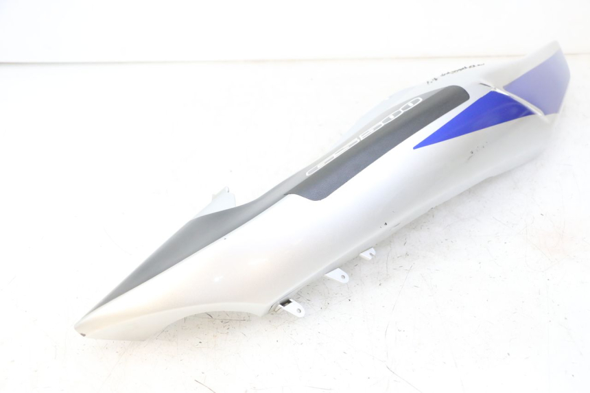 photo de PRAWY TYLNY BOK SUZUKI GS GSE 500 (2001 - 2003) - Część sprawdzona