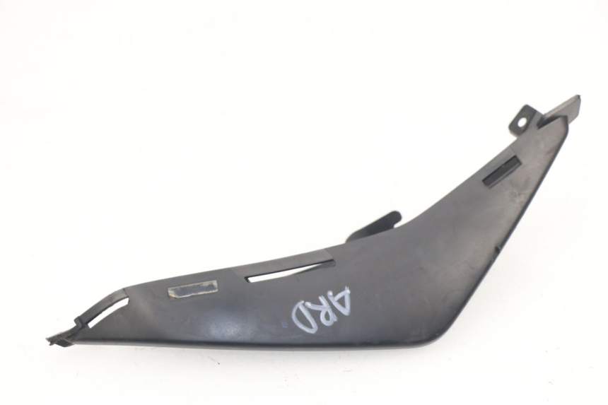 photo de PRAWY TYLNY BOK SUZUKI GSR 750 (2011 - 2017) - Widok główny