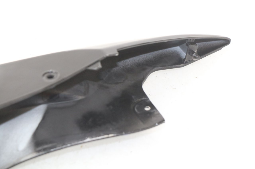 photo de PRAWY TYLNY BOK SUZUKI GSX-R GSXR 750 (2011 - 2016) - Punkty mocowania