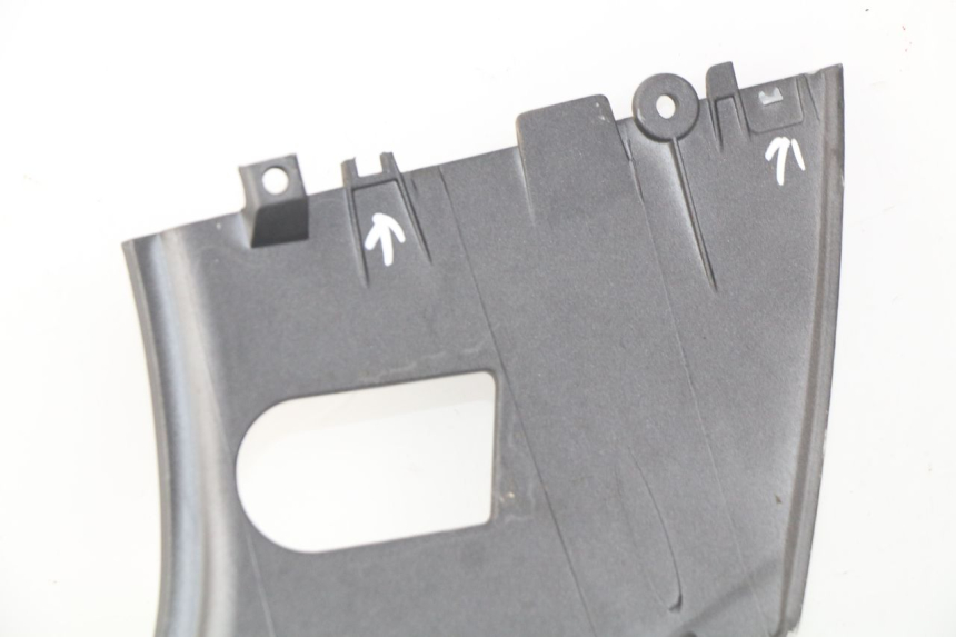 photo de PRAWY TYLNY BOK SYM GTS EFI ABS 125 (2012 - 2016) - Inny kąt widzenia