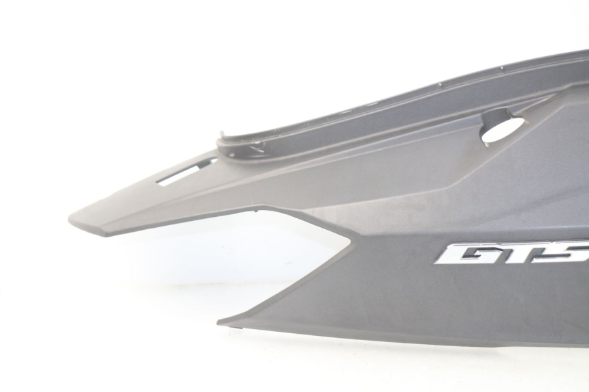 photo de PRAWY TYLNY BOK SYM GTS EFI ABS 125 (2012 - 2016) - Oznaczenia i referencje