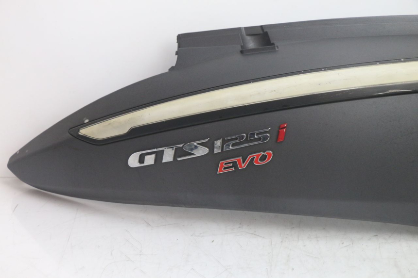 photo de PRAWA TYLNA STRONA SYM GTS EVO 125 (2009 - 2013) - Szczegół części