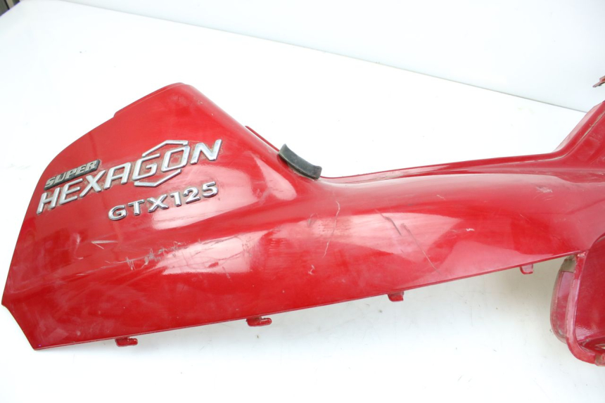 photo de PRAWY TYLNY BOK PIAGGIO HEXAGON 2T 125 (1994 - 1998) - Inny kąt widzenia