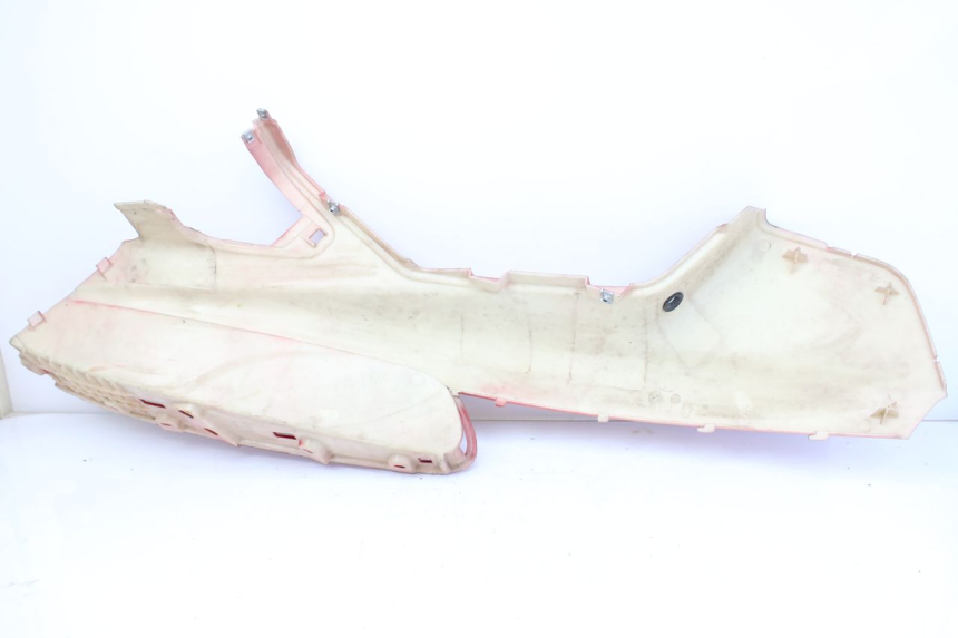 photo de PRAWY TYLNY BOK PIAGGIO HEXAGON 2T 125 (1994 - 1998) - Zbliżenie techniczne