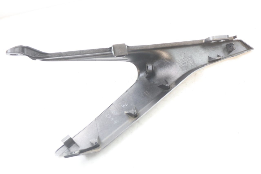 photo de PRAWY TYLNY BOK HUSQVARNA SVARTPILEN 401 (2018 - 2023) - Widok ogólny