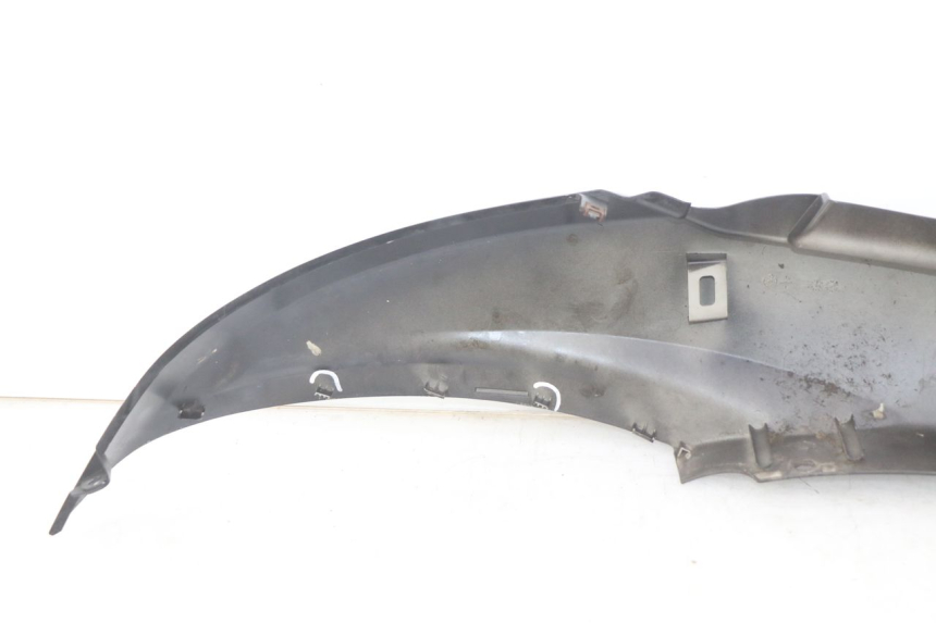 photo de PRAWY TYLNY BOK YAMAHA HW XENTER 125 (2011 - 2017) - Zbliżenie techniczne