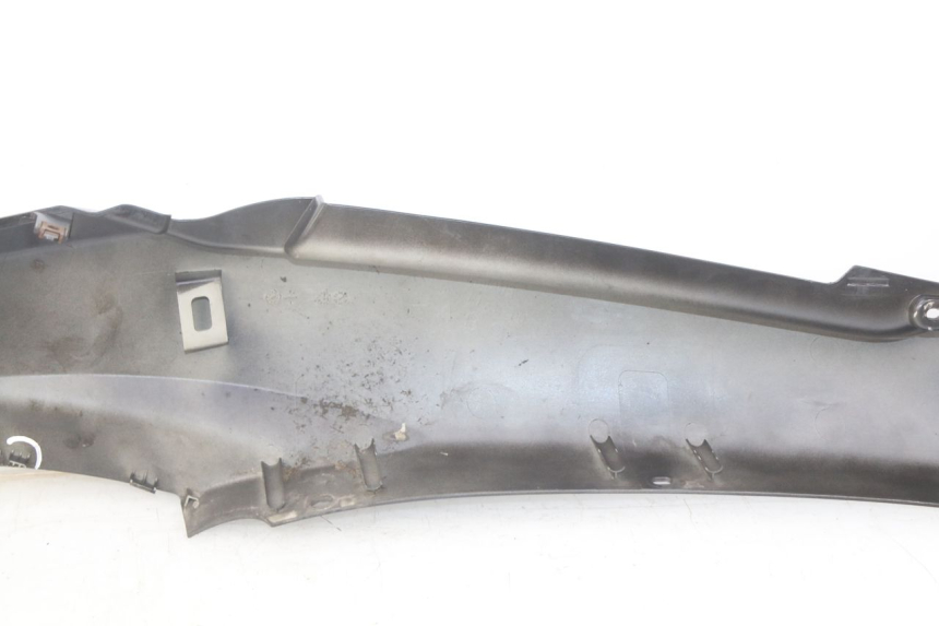 photo de PRAWY TYLNY BOK YAMAHA HW XENTER 125 (2011 - 2017) - Widok ogólny