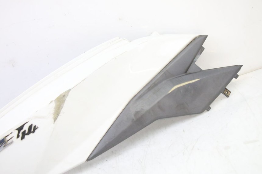 photo de PRAWY TYLNY BOK SYM JET 14 4T 50 (2018 - 2022) - Zbliżenie techniczne