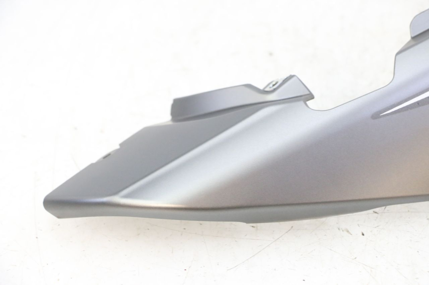 photo de PRAWY TYLNY BOK KIDEN KD125-G 125 (2018 - 2022) - Szczegóły charakterystyczne