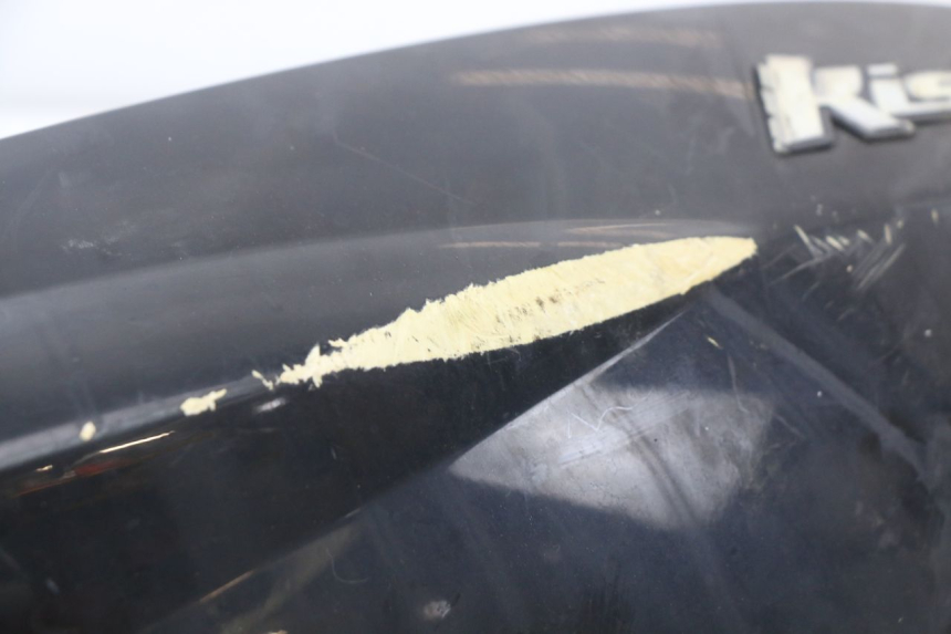 photo de PRAWY TYLNY BOK PEUGEOT KISBEE 4T 50 (2018 - 2022) - Szczegóły charakterystyczne