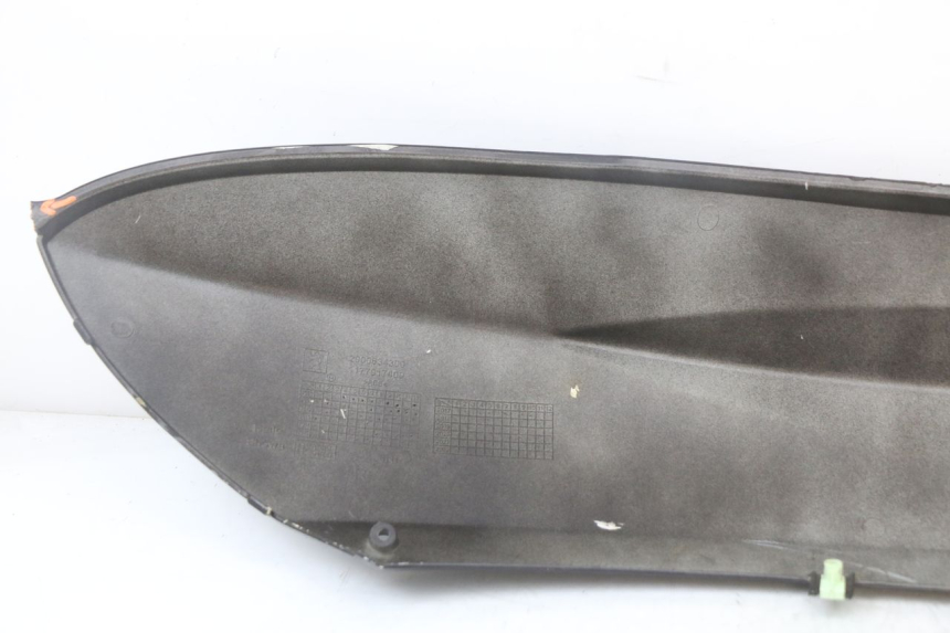 photo de PRAWY TYLNY BOK PEUGEOT KISBEE 4T 50 (2018 - 2022) - Widok ogólny