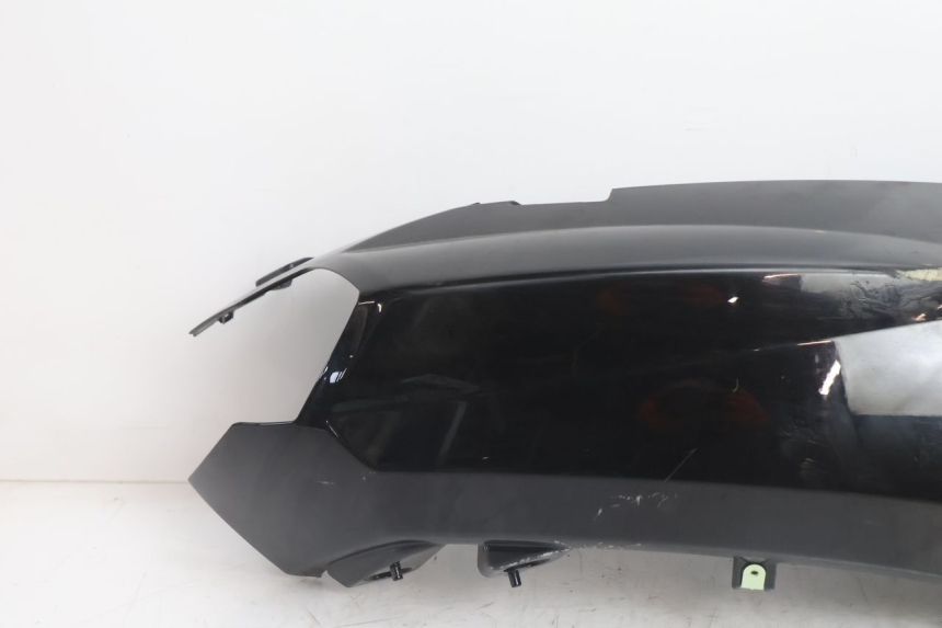 photo de PRAWY TYLNY BOK PEUGEOT KISBEE 4T 50 (2010 - 2017) - Szczegół części