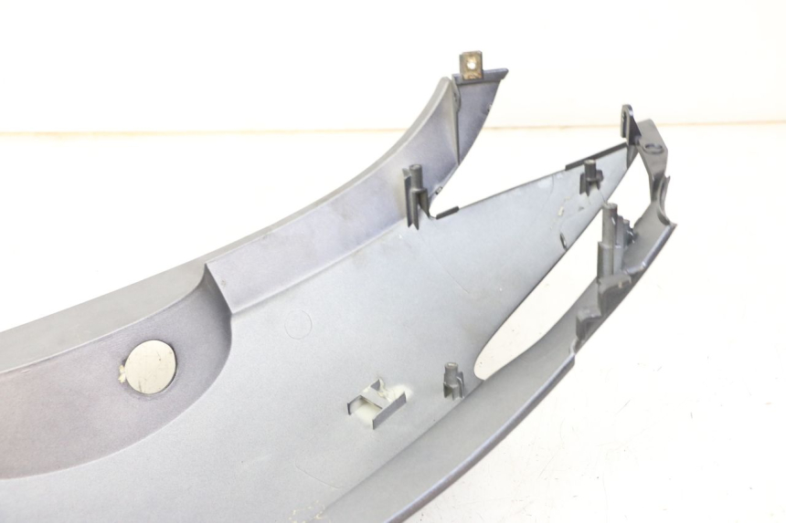 photo de PRAWY TYLNY BOK KYMCO GRAND DINK 125 (2008 - 2014) - Szczegół części