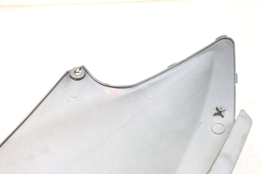 photo de PRAWY TYLNY BOK KYMCO GRAND DINK 125 (2008 - 2014) - Inny kąt widzenia