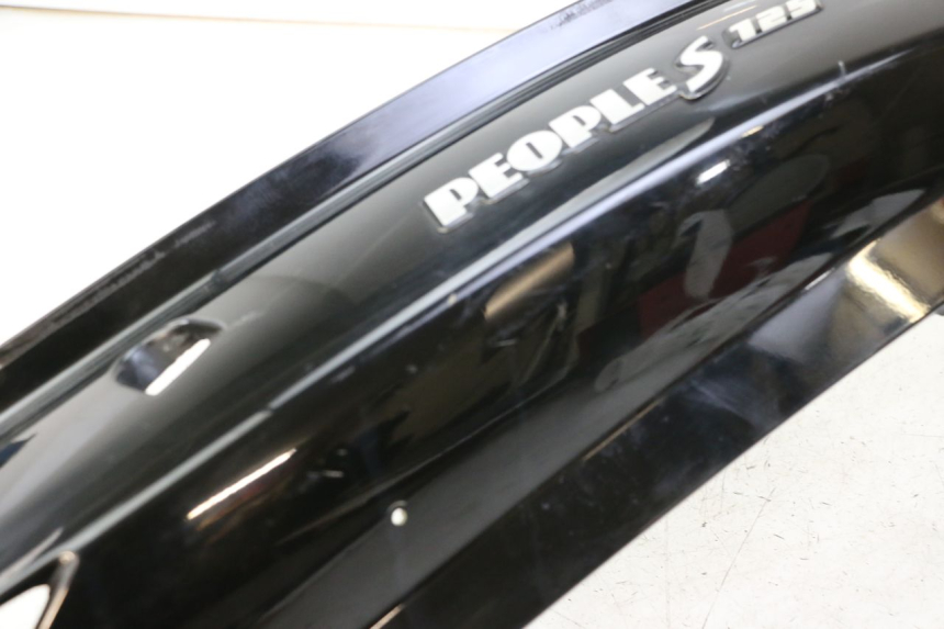 photo de PRAWY TYLNY BOK KYMCO PEOPLE S 125 (2000 - 2008) - Zoom stanu zużycia