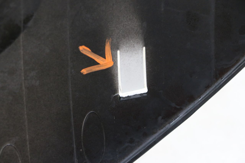 photo de PRAWY TYLNY BOK KYMCO PEOPLE S 125 (2000 - 2008) - Punkty mocowania