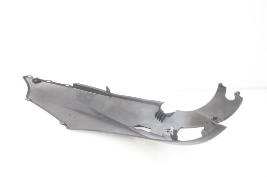 photo de PRAWY TYLNY BOK PIAGGIO LIBERTY IGET 4T 50 (2015 - 2020) - Zoom stanu zużycia