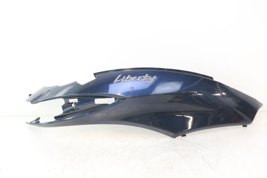 photo de PRAWY TYLNY BOK PIAGGIO LIBERTY IGET 4T 50 (2015 - 2020) - Widok główny