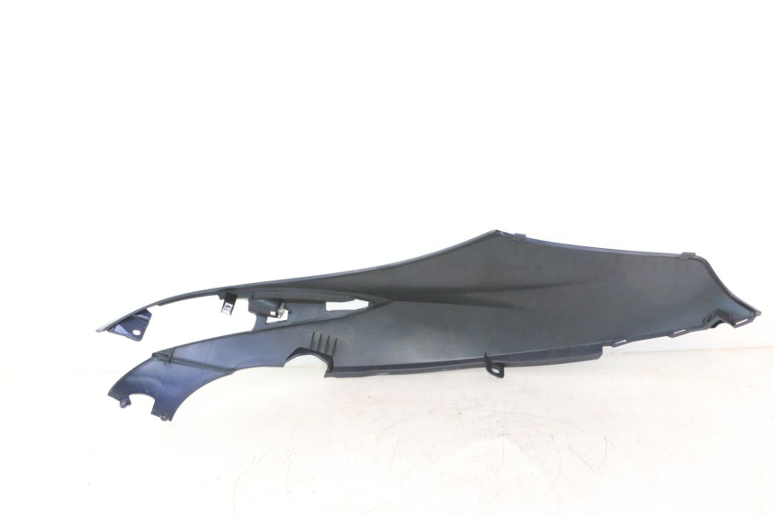 photo de PRAWY TYLNY BOK PIAGGIO LIBERTY IGET 4T 50 (2015 - 2020) - Szczegół części