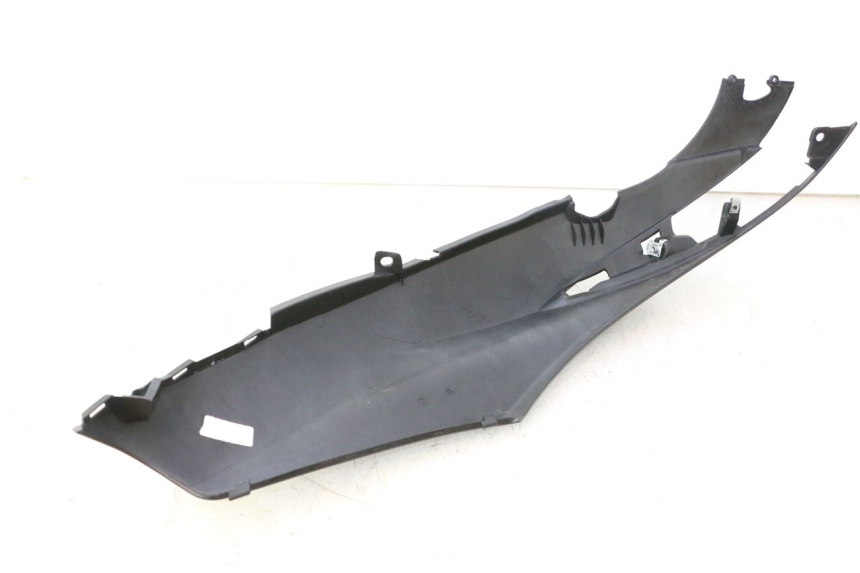 photo de PRAWY TYLNY BOK PIAGGIO LIBERTY IGET 4T 50 (2021 - 2025) - Widok produktu
