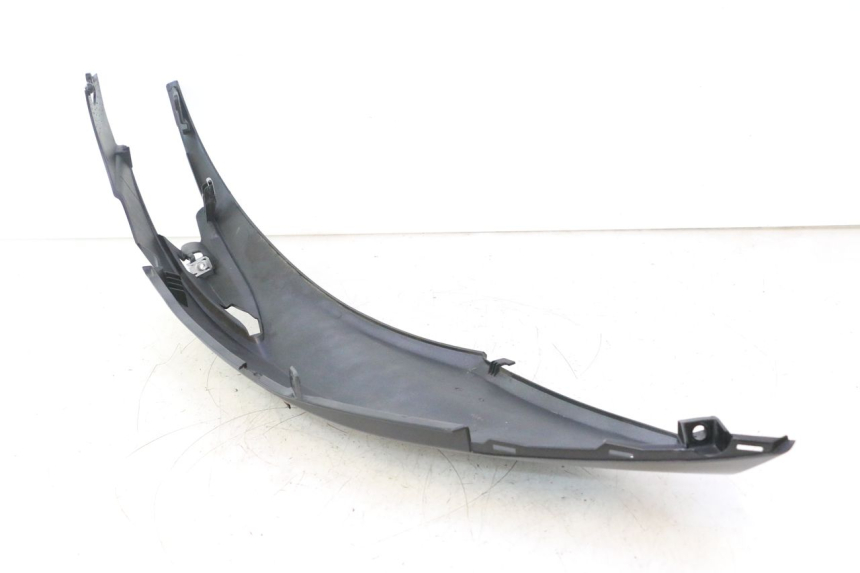 photo de PRAWY TYLNY BOK PIAGGIO LIBERTY IGET 4T 50 (2021 - 2025) - Szczegóły charakterystyczne