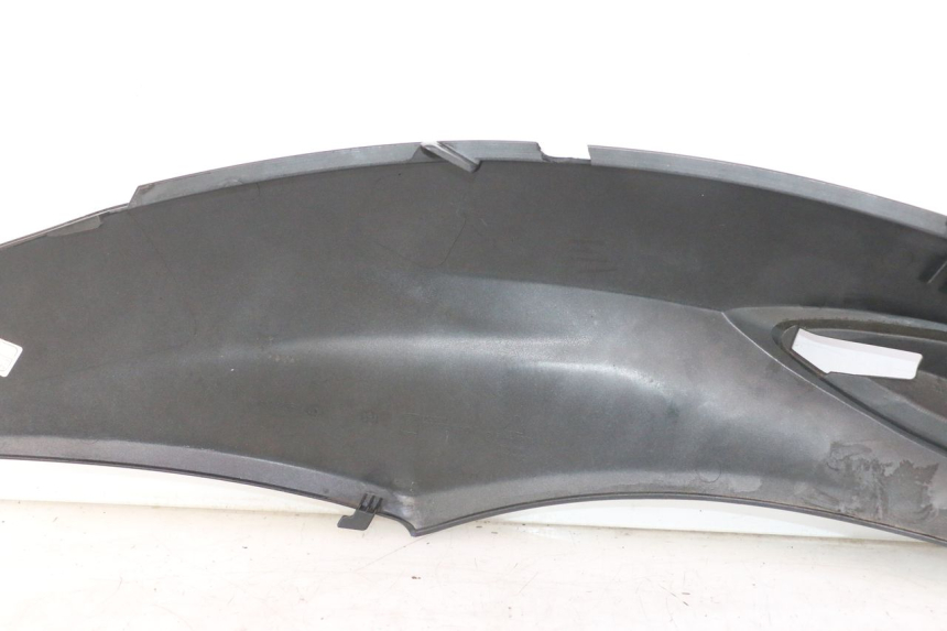 photo de PRAWY TYLNY BOK PIAGGIO LIBERTY IGET 4T 50 (2021 - 2025) - Stan powierzchni