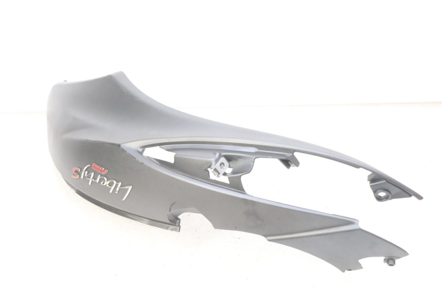 photo de PRAWY TYLNY BOK PIAGGIO LIBERTY IGET S 125 (2016 - 2020) - Szczegół części