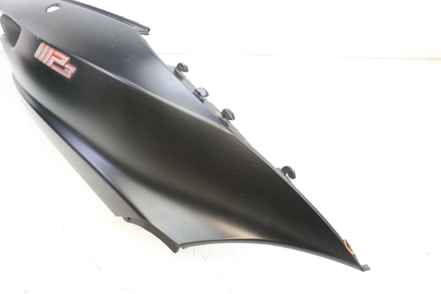 photo de PRAWY TYLNY BOK PIAGGIO MP3 HPE 350 (2018 - 2020) - Punkty mocowania
