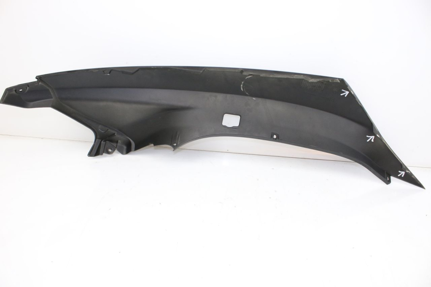 photo de PRAWY TYLNY BOK PIAGGIO MP3 LT 300 (2010 - 2016) - Zoom stanu zużycia