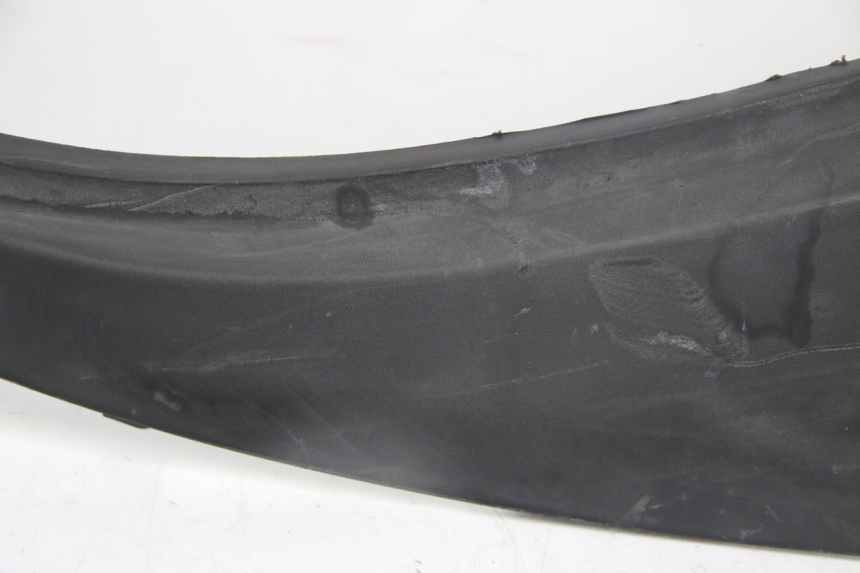 photo de PRAWY TYLNY BOK PIAGGIO MP3 125 (2006 - 2014) - Inny kąt widzenia